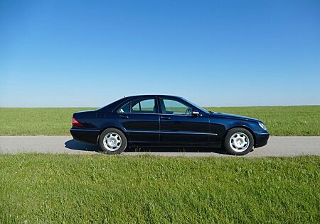 Mercedes-Benz S 320 CDI -