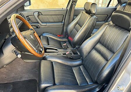 Alfa Romeo 164 V6 TB, Recaro, 100% Erstlack, 100% rostfrei