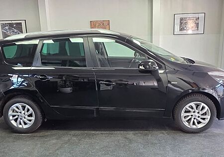 Renault Grand Scenic Limited 7 Sitze PDC TÜV 05/2027