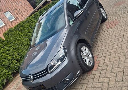 VW Touran Volkswagen 1.6 TDI LIFE LIFE