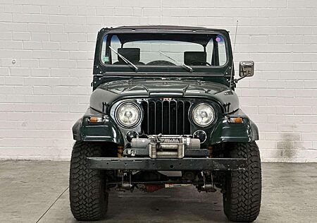 Jeep CJ -5 J-5 mit 4.2L in gutem Zustand