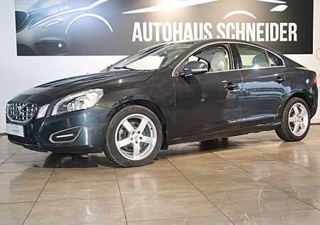 Volvo S60 Lim. Momentum *Automatik*Schiebedach*PDC*