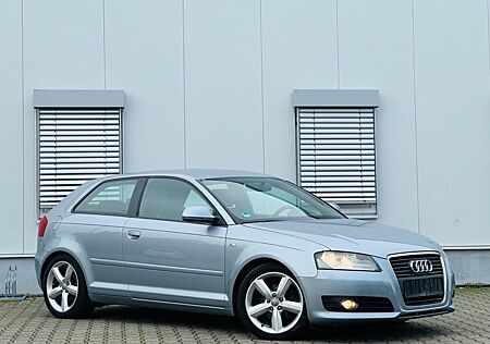 Audi A3 1.8 TFSI S line Sportpaket plus // SCHECKHEFT