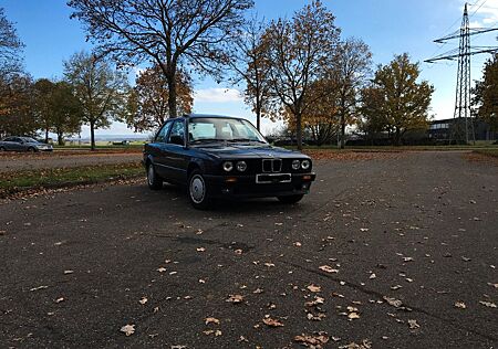 BMW 318i