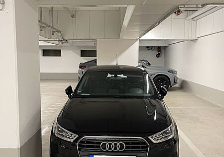 Audi A1 1.4 TFSI S tronic Sportback - NAVI XENON