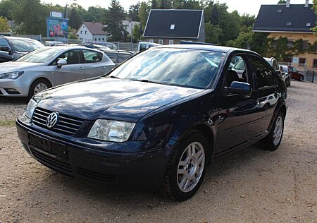 VW Bora Volkswagen 1.6 ,105 ps Limousine Tüv 06.26