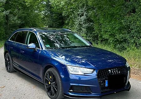 Audi A4 2.0 TFSI Avant quattro Mild Hybrid 310 PS