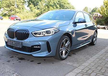 BMW 118 d M Sport*NAVI*SITHZ*CARPLY*MSITZE*AHK*