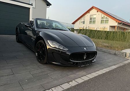 Maserati Gran Cabrio 4.7V8 SPORT  DEUTSCH Facelift 460PS