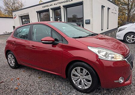 Peugeot 208 Active 1.4 Benzin/ Klima/Winterräder/PDC