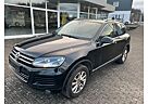 VW Touareg Volkswagen 3.0 V6 TDI Tiptronic BlueMotion Tech