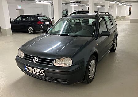 VW Golf Volkswagen 1.4 Basis Variant Basis