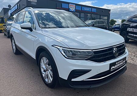 VW Tiguan Volkswagen "Move-Edition" mit AHK+LED+NAVI+KAMERA