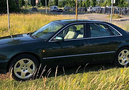 Audi A8 2.8 tiptronic -