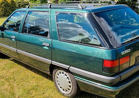 Renault R 21