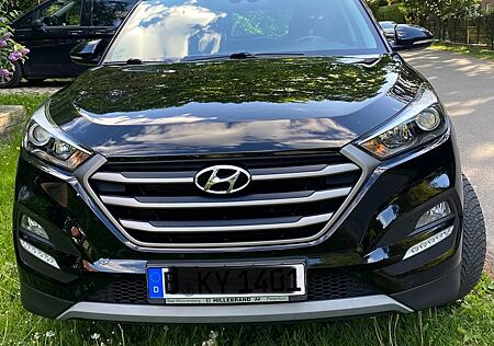 Hyundai Tucson , unfallfrei, Scheckheft gepflegt
