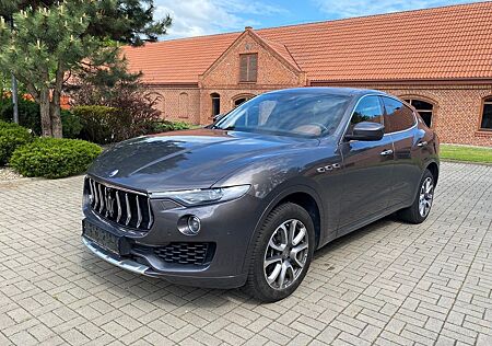 Maserati Levante S Q4/Matrix-LED/Shadow-Line/