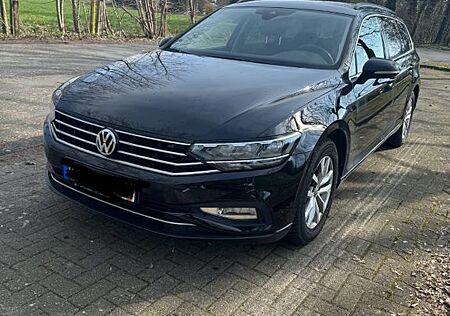 VW Passat Variant Volkswagen 1.5 TSI OPF DSG Business Vari...