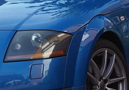 Audi TT Roadster 1.8T 120KW -