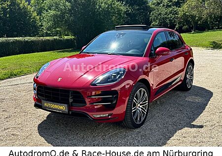 Porsche Macan Turbo mit Performance Paket