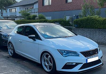 Seat Leon SC 2.0 TSI CUPRA 300 DSG Cupra