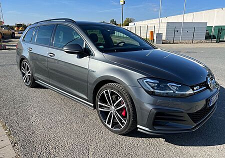 VW Golf Volkswagen 2.0 TDI DSG GTD Variant