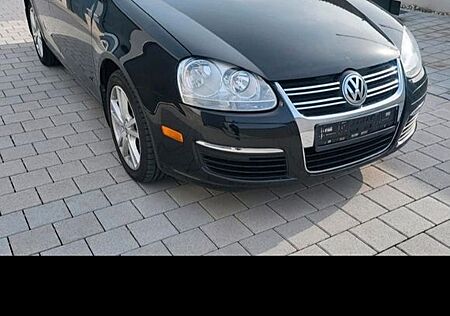 VW Jetta Volkswagen 2.0 TDI / 140PS