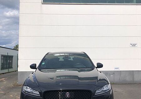 Jaguar F-Pace 30d AWD R-Sport Automatik R-Sport