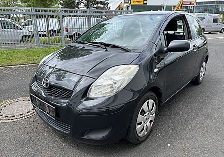 Toyota Yaris 1.0 Cool