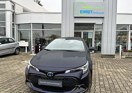 Toyota Corolla 1.8 Hybrid Business Edition