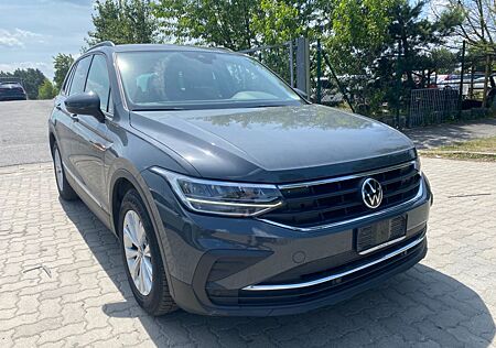 VW Tiguan Volkswagen Life
