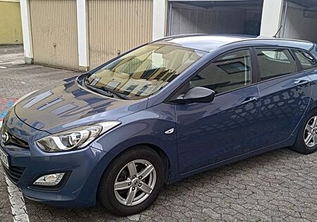 Hyundai i30 CW 1.4 Trend Trend