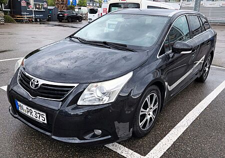Toyota Avensis Combi Executive 2.0 D-4D Executive