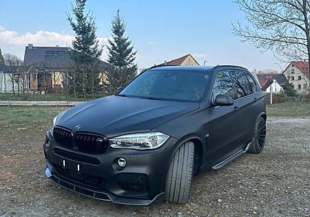 BMW X5 xDrive50i - 4,4L V8 583 PS Voll Klappe