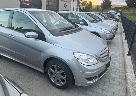 Mercedes-Benz B 150 Mit Neuem TÜV Guter Zustand
