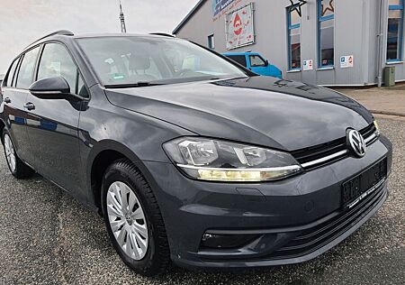 VW Golf Volkswagen VII Variant * Navi *Tempomat*Euro 6*