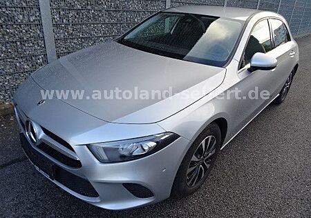 Mercedes-Benz A 200 Autom./Navi/LED/Virtual/PTS/CAM/Teil-Led.