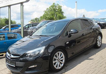 Opel Astra J Lim. 5-trg. Selection- LEDER-PDC-TEMPO