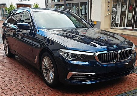 BMW 520d xDrive TA Luxury Line schwarzer Himmel