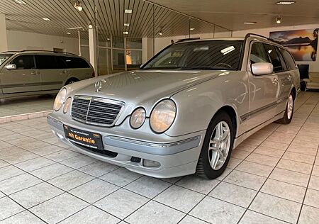 Mercedes-Benz E 320 Automatik Leder TÜV 7/2025