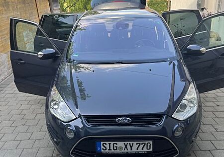 Ford S-Max 2,0 TDCi 103kW DPF Titanium Titanium