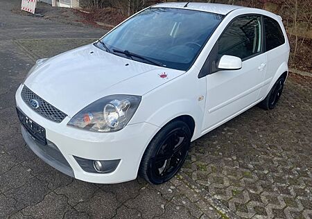 Ford Fiesta 1,3 51 kW Ambiente Ambiente