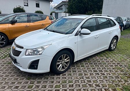 Chevrolet Cruze Station Wagon LT+