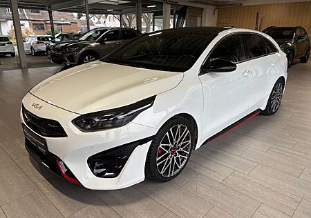 Kia Pro_ceed ProCeed 1.6 T-GDI DCT7 OPF GT-1.HAND-
