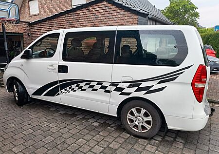 Hyundai H-1