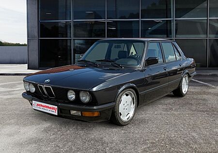 BMW 535i
