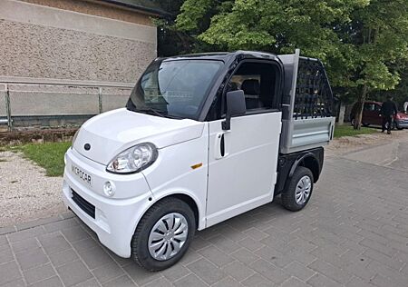 Microcar M.CROSS 45 km/h. Mopedauto. 6KW 8PS. 2021