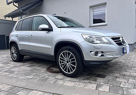 VW Tiguan Volkswagen 2.0 TDI 4MOTION Track & Field Track &...