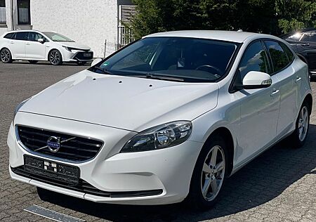 Volvo V40 T2 Geartronic -