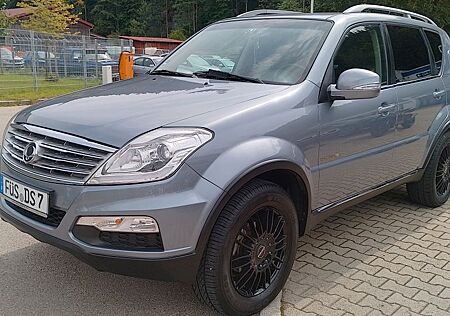 SsangYong Rexton W D20 DTR Crystal 4WD Crystal
